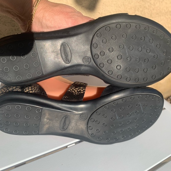 BeautiFeel black suede and cream leather sandals size 7 (European 38) - Picture 8 of 15